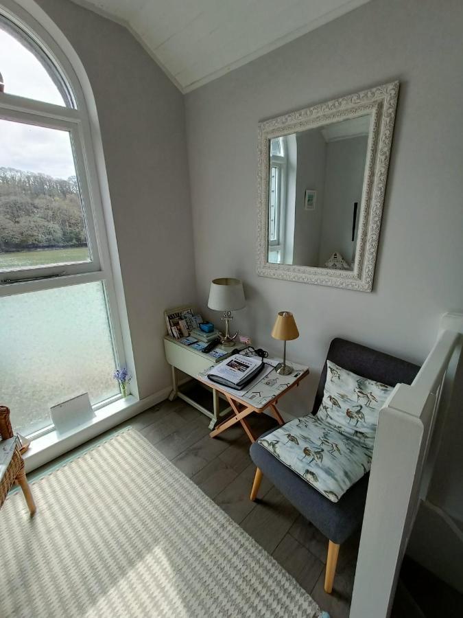 Beautiful 1-Bed Riversi Cottage Located In Malpas Truro Luaran gambar