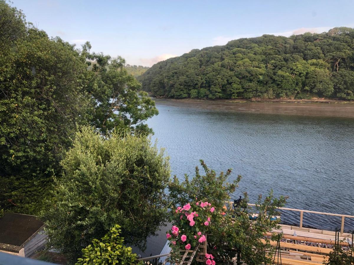Beautiful 1-Bed Riversi Cottage Located In Malpas Truro Luaran gambar
